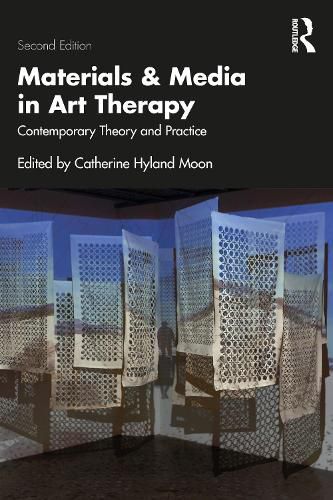 Cover image for Materials and Media in Art Therapy