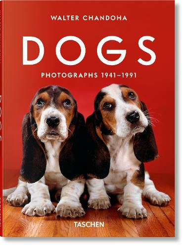 Cover image for Walter Chandoha. Dogs. Photographs 1941-1991