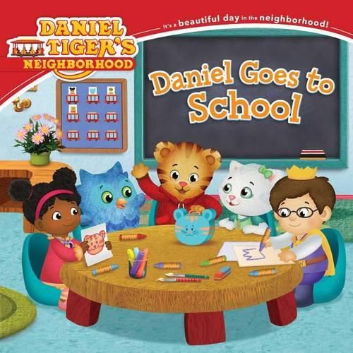 Cover image for Daniel Goes to School