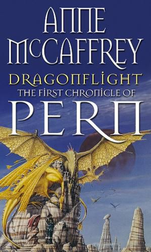 Cover image for Dragonflight: (Dragonriders of Pern: 1): an awe-inspiring epic fantasy from one of the most influential fantasy and SF novelists of her generation