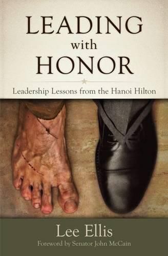 Cover image for Leading With Honor