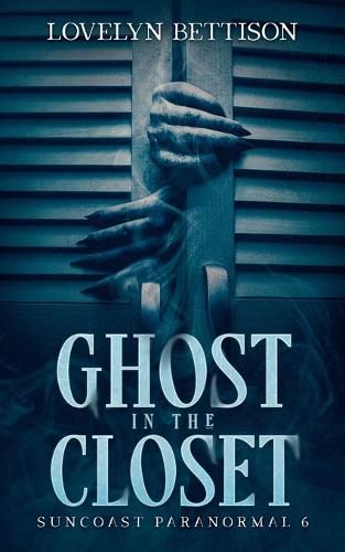 Cover image for Ghost in the Closet