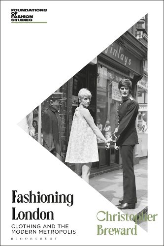 Cover image for Fashioning London