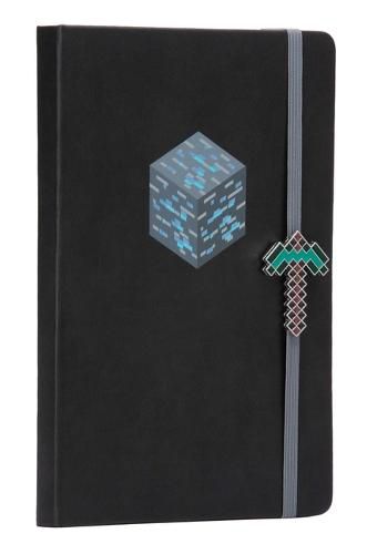Cover image for Minecraft: Diamond Ore Journal with Charm