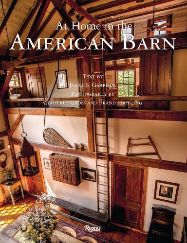 Cover image for At Home in The American Barn
