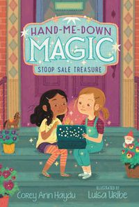Cover image for Hand-Me-Down Magic #1: Stoop Sale Treasure