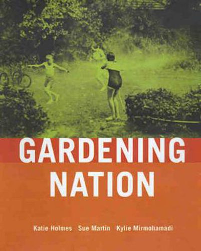 Cover image for Reading The Garden