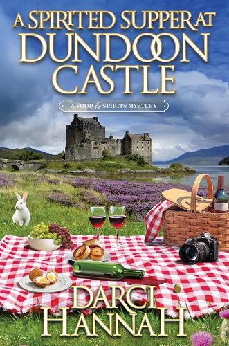 Cover image for A Spirited Supper at Dundoon Castle