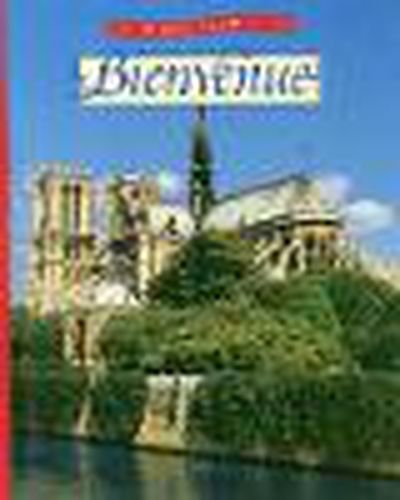 Cover image for Glencoe French: Level 1, Bienvenue - 1998 - Student Edition