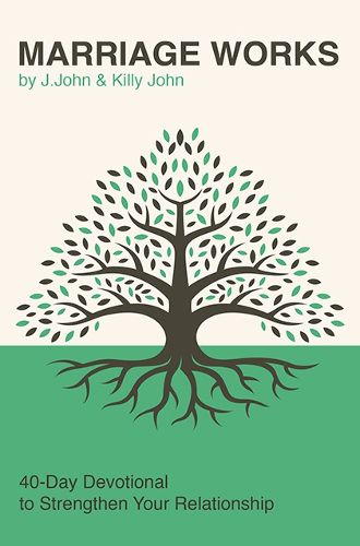 Cover image for Marriage Works: 40-Day Devotional to Strengthen Your Relationship