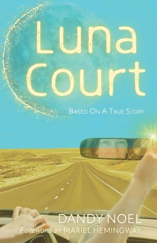 Cover image for Luna Court