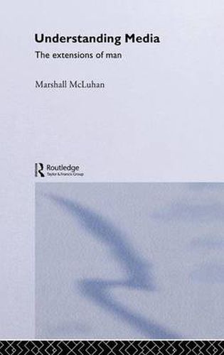 Cover image for Understanding Media