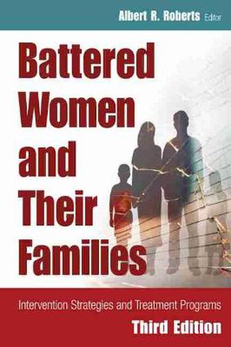 Cover image for Battered Women and Their Families