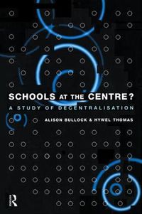 Cover image for Schools at the Centre