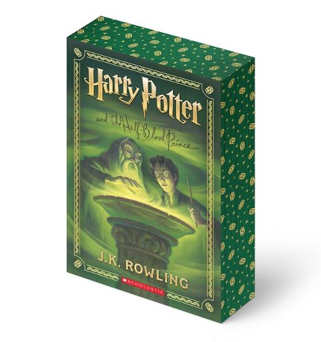 Cover image for Harry Potter and the Half-Blood Prince (Stenciled Edges) (Harry Potter, Book 6)