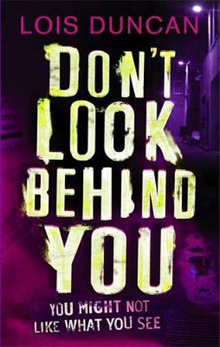 Cover image for Don't Look Behind You