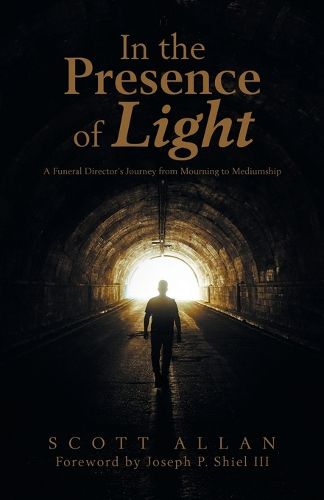 Cover image for In the Presence of Light