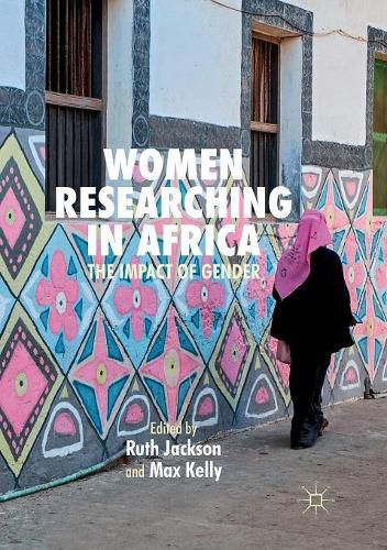 Cover image for Women Researching in Africa