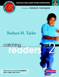 Cover image for Catching Readers, Grade 2: Day-By-Day Small-Group Reading Interventions
