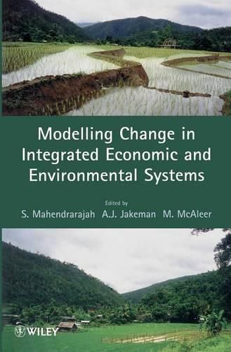 Cover image for Modelling Change in Integrated Economic and Environmental Systems