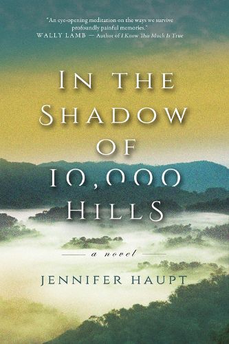 Cover image for In the Shadow of 10,000 Hills