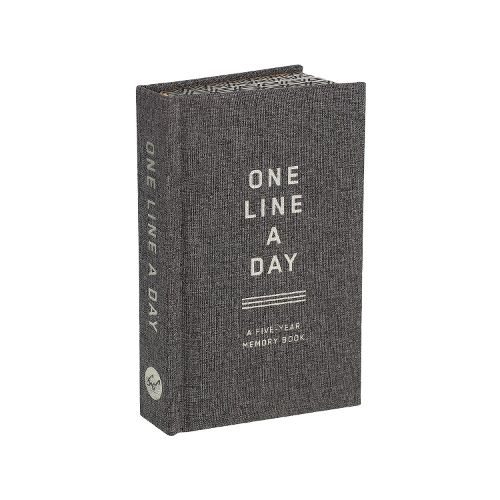 Cover image for Charcoal Canvas One Line a Day