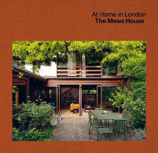 Cover image for At Home in London: The Mews House