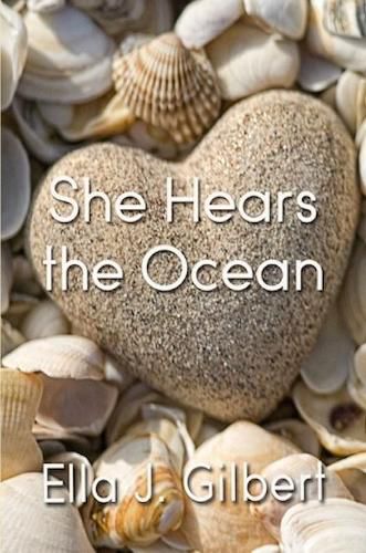 Cover image for She Hears the Ocean