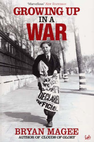 Cover image for Growing Up in a War