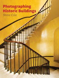 Cover image for Photographing Historic Buildings