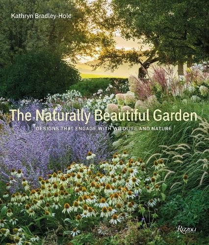 Cover image for Naturally Beautiful Garden