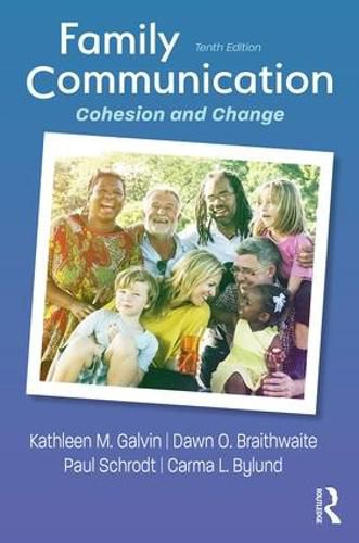 Cover image for Family Communication: Cohesion and Change