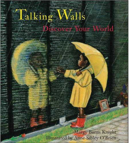 Cover image for Talking Walls: Discover Your World