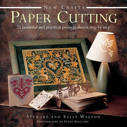 Cover image for New Crafts: Paper Cutting: 25 Beautiful and Practical Projects Shown Step by Step