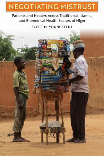 Cover image for Negotiating Mistrust