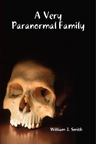 Cover image for A Very Paranormal Family