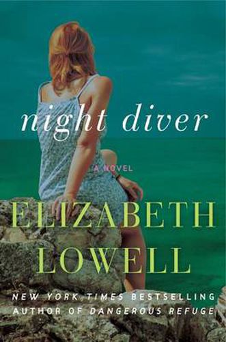 Night Diver: A Novel [Large Print]