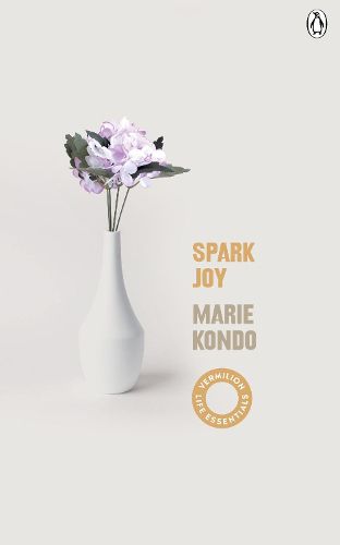 Cover image for Spark Joy: An Illustrated Guide to the Japanese Art of Tidying