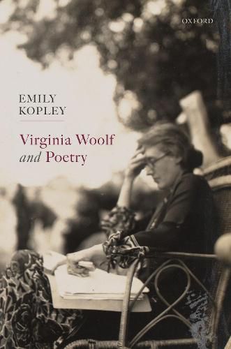 Cover image for Virginia Woolf and Poetry