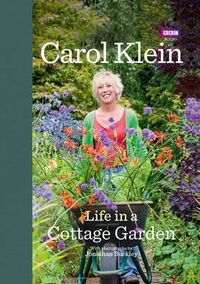 Cover image for Life in a Cottage Garden