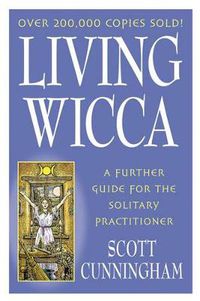 Cover image for Living Wicca