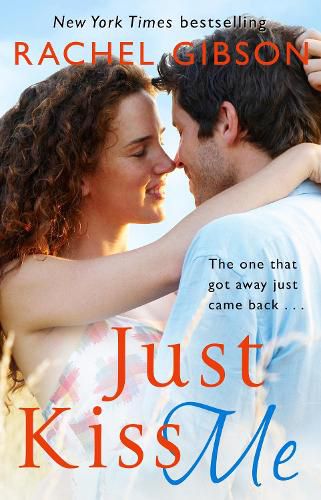 Cover image for Just Kiss Me