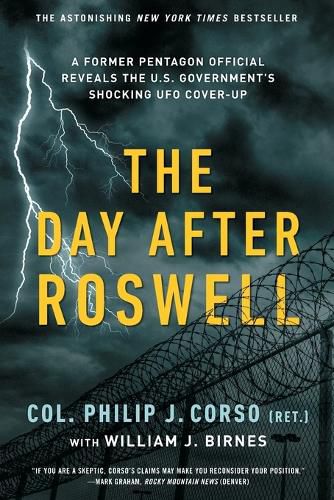 Cover image for The Day After Roswell