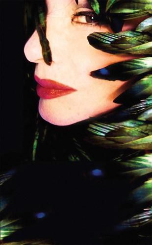 Cover image for Manon: Feathers