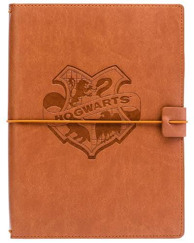Cover image for Harry Potter: Welcome to Hogwarts Traveler's Notebook Set