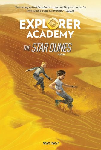 Cover image for Explorer Academy: The Star Dunes (Book 4)