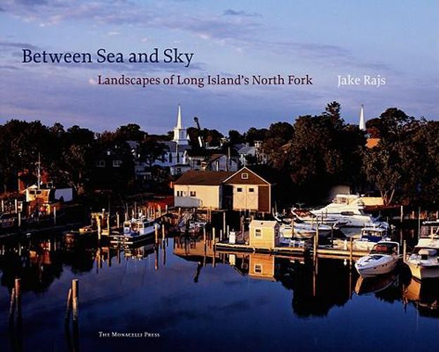 Cover image for Between Sea and Sky: Landscapes of Long Island's North Fork