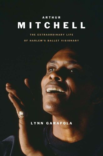 Cover image for Arthur Mitchell