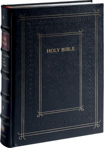 Cover image for Cambridge KJV Family Chronicle Bible, Black Calfskin Leather over Boards: with illustrations by Gustave Dore