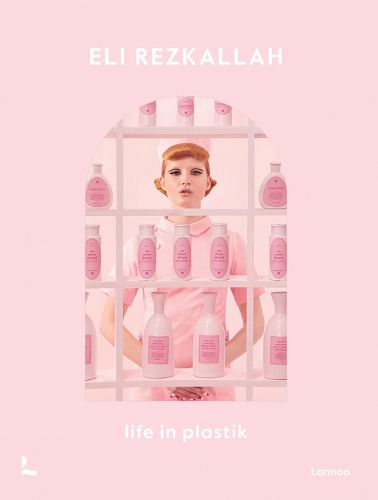 Cover image for Life in Plastik